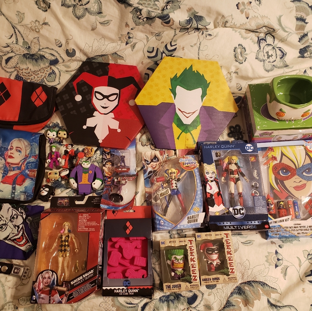 Harley quinn and joker